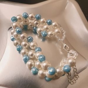Pretty Elegant White and light blue pearl adjustable bracelet